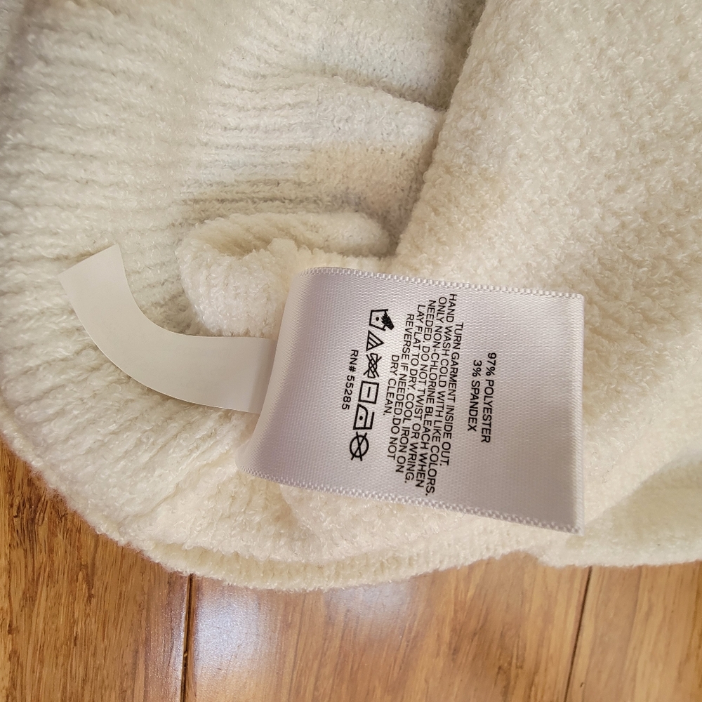 Express Pull-over Rhinestone Button Puff Shoulder… - image 10